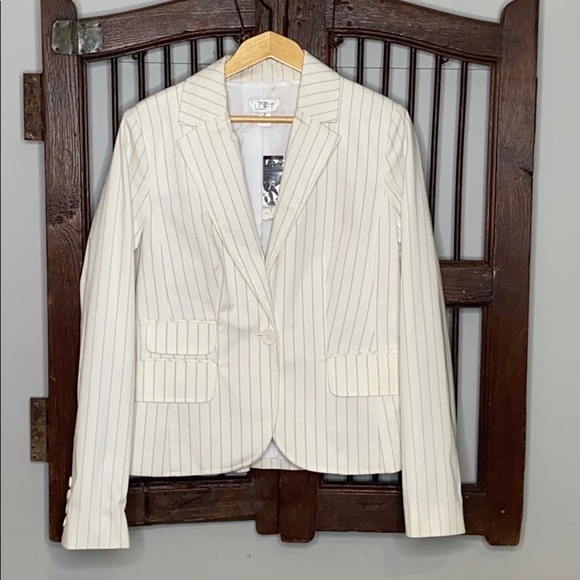 LOFT WHITE PINSTRIPE BLAZER SZ 8 & ANN PANTS 10‎ - Picture 2 of 11